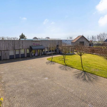 Hunzego Hotel Uithuizermeeden Экстерьер фото