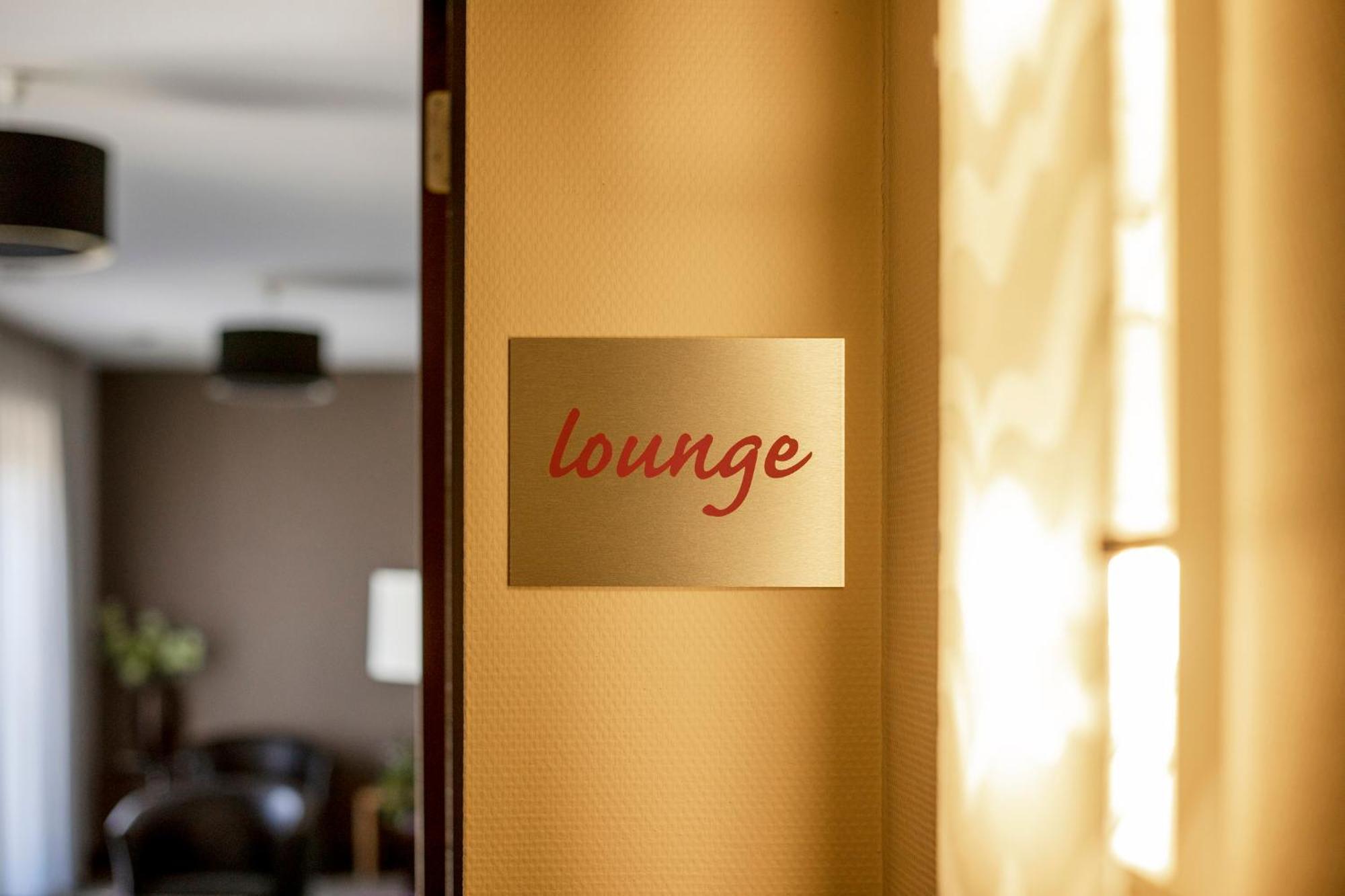 Hunzego Hotel Uithuizermeeden Экстерьер фото