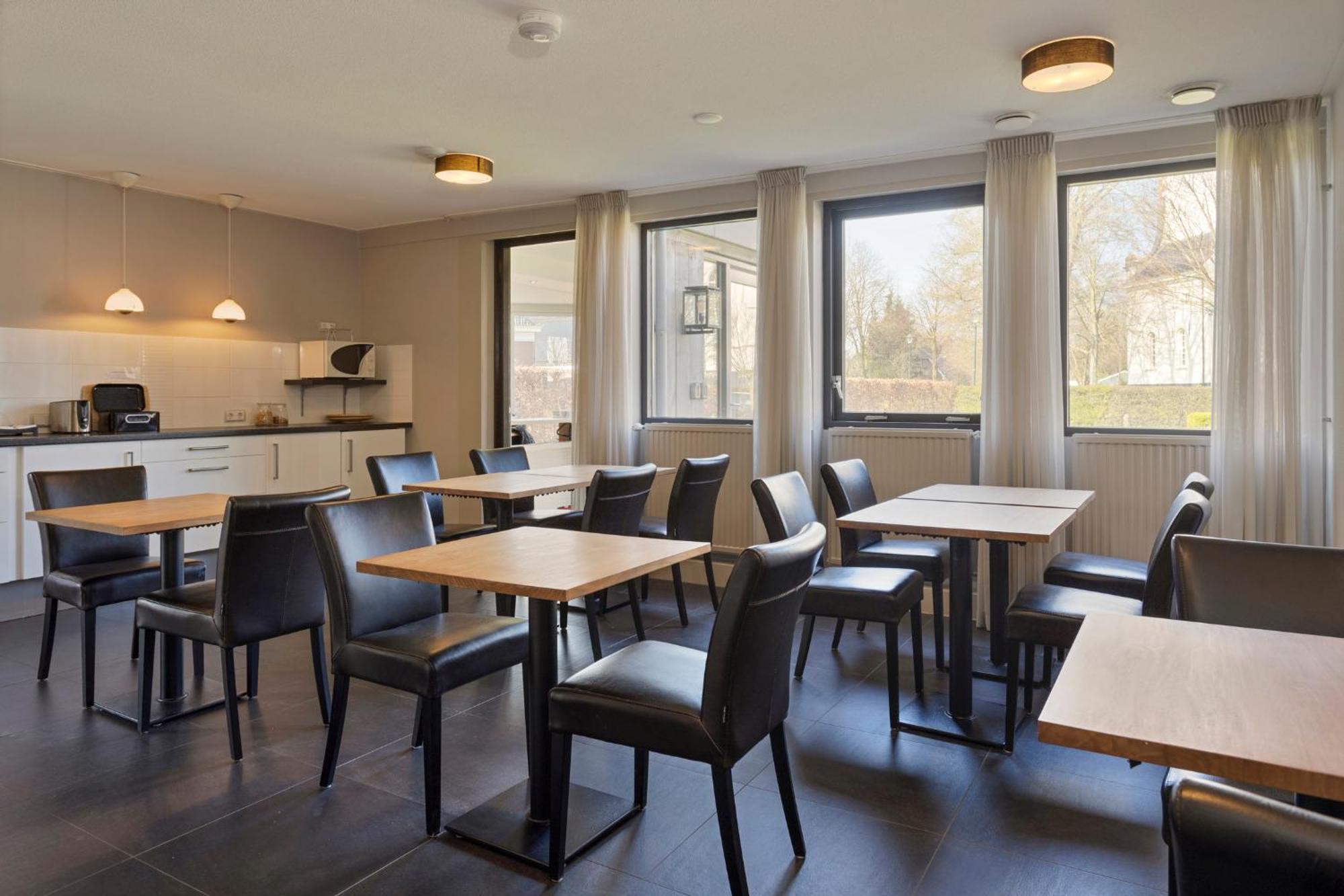 Hunzego Hotel Uithuizermeeden Экстерьер фото