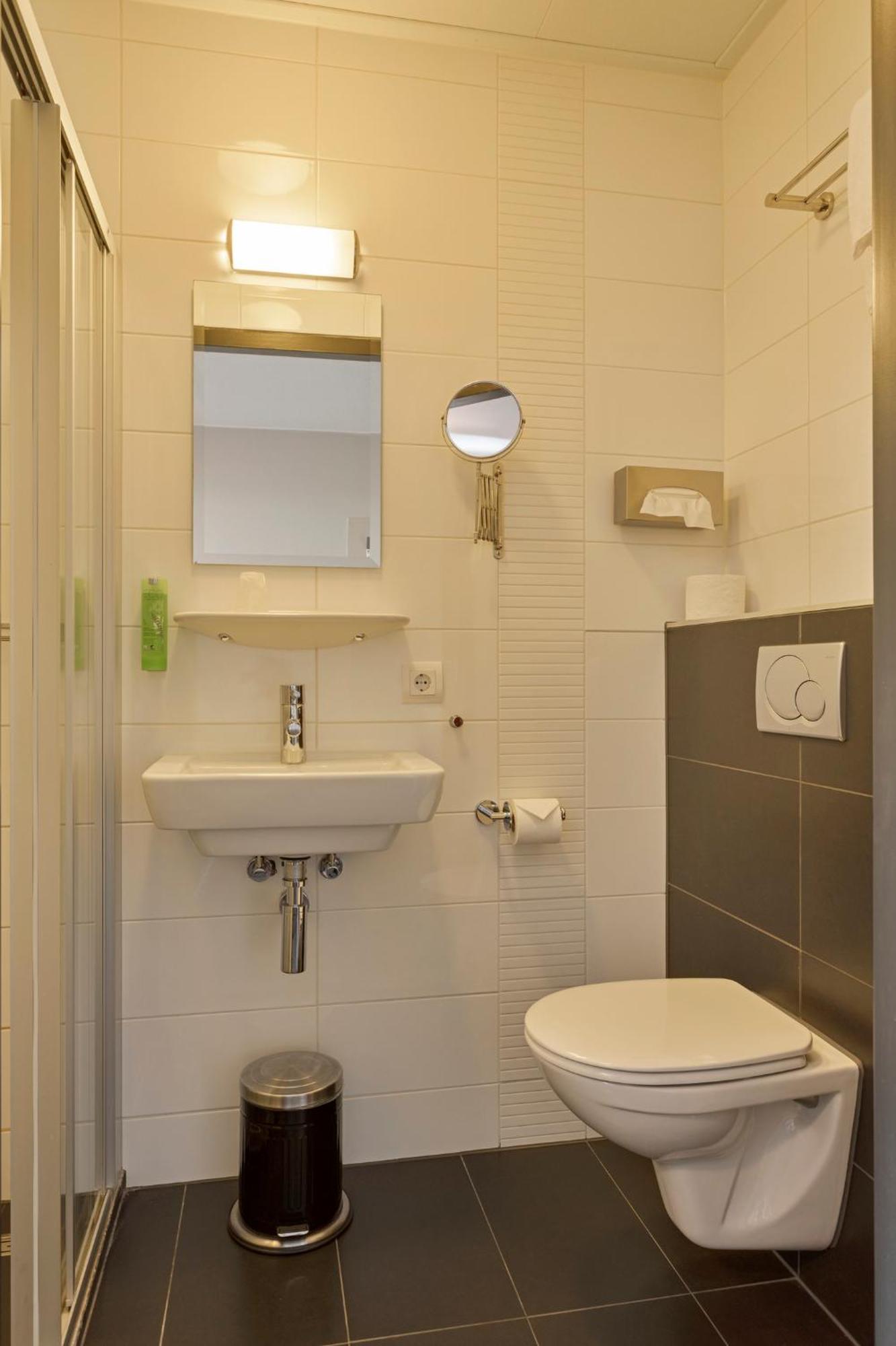 Hunzego Hotel Uithuizermeeden Экстерьер фото